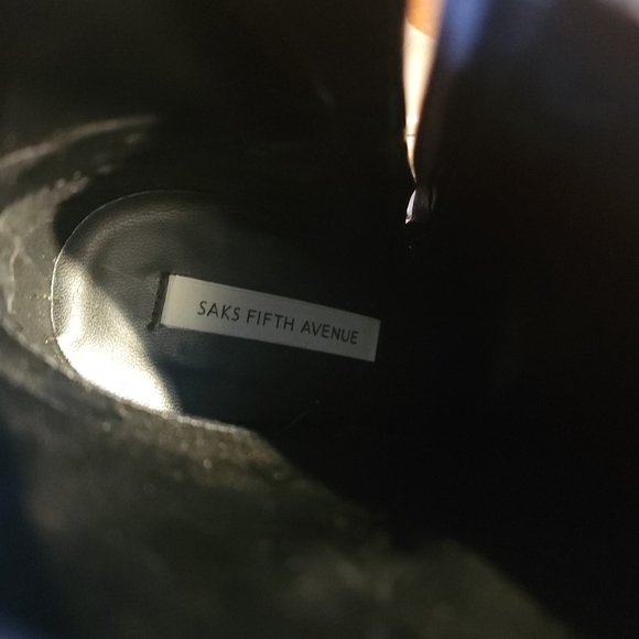 Saks Fifth Ave ankle boot heel - Picture 6 of 6